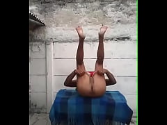  - Adoro tirar a calcinha e mostrar o cu