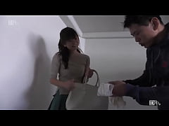  - 奥さん、今はいてる下着を買い取らせて下さい！〜白いパンティにマンカス付けて〜  成宮麗子 1