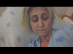  - Estou esperando o meu médico de madrugada com a buceta bem molhada   Full On Red