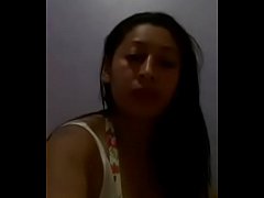  - Mi vecina me muestra todo