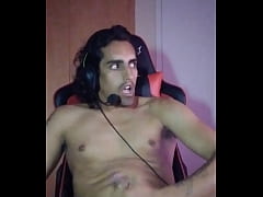  - Batendo uma vendo porno no PC