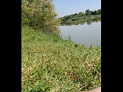  - Tomando el sol en el rio