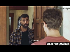  - Garoto se apaixona pelo sequestrador e volta para foder com ele - Síndrome de Estocolmo (legendado)