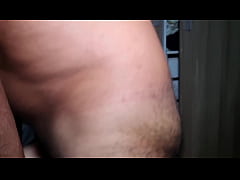  - COMENDO UM BURAQUINHO PEQUENO