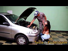  - Patroa pagou seu mecanico com um bom sexo