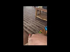  - Casada gozando em público