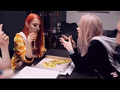  - She made her dream come true and fucked her girl friend - MolllyRedWolf