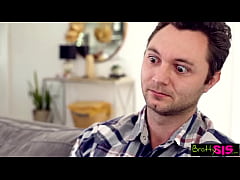  - To Step Sis "Stop, I can see your nipples getting all hard!" S17:E5