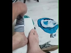  - Jerking off on the boosting bench in the gym (Tom Ondra Motho)