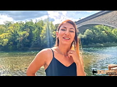  - Stella est une grande amatrice de baise anale