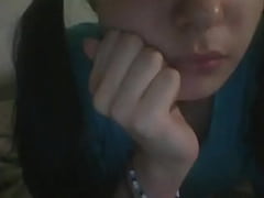  - Chupando mis dedos uwu