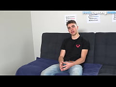  - Hung casting amateur instensively jerking off