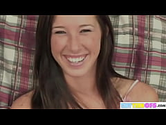  - BrookeSkye with natural tits Rubbing Pussy hard