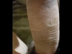  - Homemade close up blowjob milf.   Mamada de verga joven casero