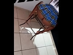  - aluna safada gosta de dar pra escola intera