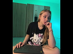  - Squirting and anal plug