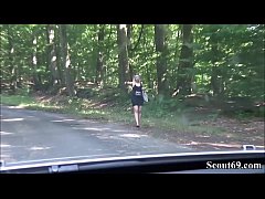  - 18 Jahre alte ANHALTERIN FICKT MIT FREMDEN ZUM DANK