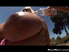  - Pamela Peaks Make Cocks Squeak