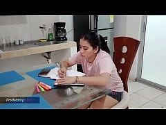  - pido asesorías a mi profesora y ella exige follarme el culo