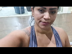  - Pingando suor na academia e presenteando com a minha calcinha suada e pés pós treino