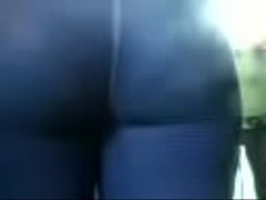  - culona peruana en tren 3