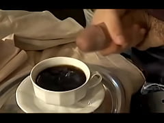  - Do you want to milk in the coffe? It's tasty! - Quieres leche en el café? toma!