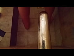  - Me colo la canilla mientras me baño