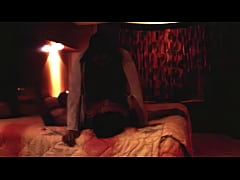  - Me fui con mis amigas a una fiesta y me puse tan caliente que me lleve a coger a un hotel al primer chico lindo que encontré, así que este fue el afortunado. ¡Veanme gemir y correrme de placer!