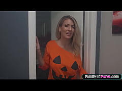  - Wanna hear how I made my stepmom squirt?