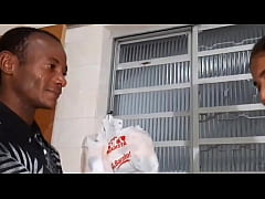  - Trailer - Dei o cuzinho pro seguança na cozinha