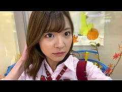  - ハメ撮り　学園一の歌姫。マジで可愛いおっとり系美女JKがマイクの代わりにチンコを握って、ベッドの上で大絶唱の甘きゅんSEX。https://bit.ly/35DzckA