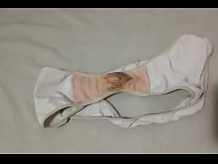  - (Fetiche) Vairias calcinhas usada da minha mulher, sujas e com cheiro de buceta