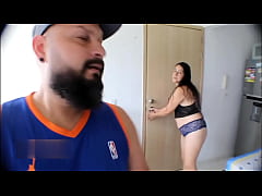  - Mi suegra Hot Milf me ayuda a vengarme de mi novia infiel - Porno español