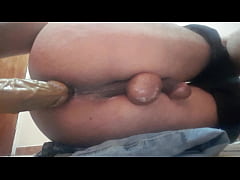  - Tarde de dildo y leche