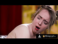  - MOMMY'S GIRL - Hardcore Fangirl Wants To Be Fucked By Her MILF Celebrity Crush Dee Williams