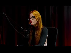  - Já fica com mulheres a bastante tempo, é a única que fala que é liberal, e os curiosos do site pornô... - Bella Ruiva (WATCH ON: SHEER/RED)