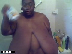  - SSBBW black amateur MsBinthere shower