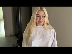  - Cum in a classmate&period; A college girl saw my house and offered to have sex with me&period;