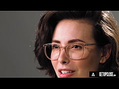  - UP CLOSE - How Women Orgasm With Passionate Casey Calvert! SOLO FEMALE MASTURBATION! FULL SCENE