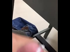  - 職場で射精