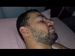  - O cara hetero jpgando game é seduzido por um gay