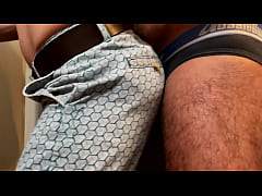  - Bande Annonce | Mon homme au foyer est sur-excité