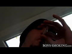 - Straight Axel and Billy masturbate while smoking