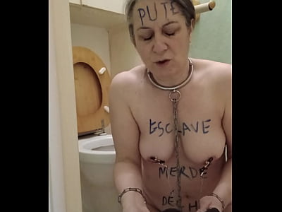 2025 01 15 Slave F self-session sow humiliated licks toilet