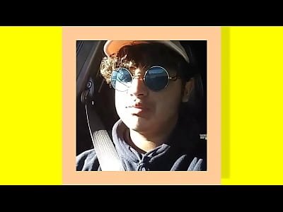 Cute guy fools around (Daniel H. Hernandez) :v