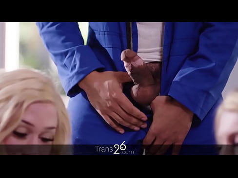 Tranny Stepsister