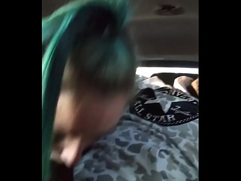 Bestfriend Gives Me Head