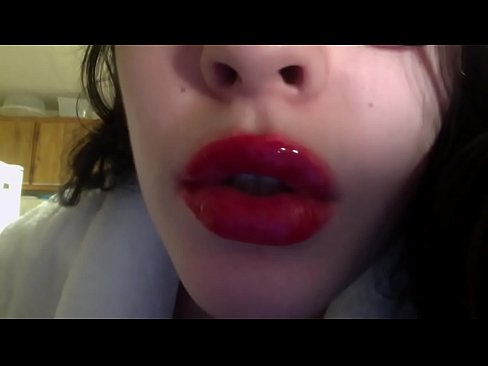 Hungry Lips Sexy
