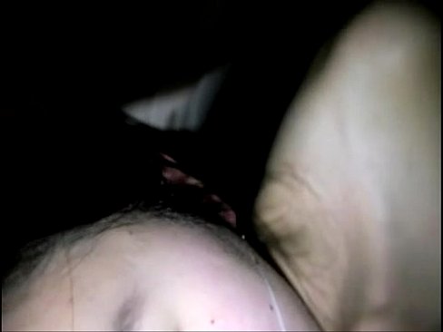 2465.沒事就把老二掏出來給女友吸 調教的很好 嘴酸還是繼續舔